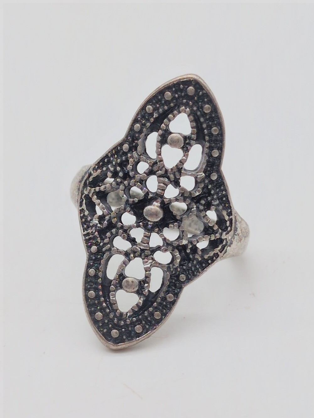 Vintage Elegant Costume Black Silver Filigree Statement Ring - Women Sz 8